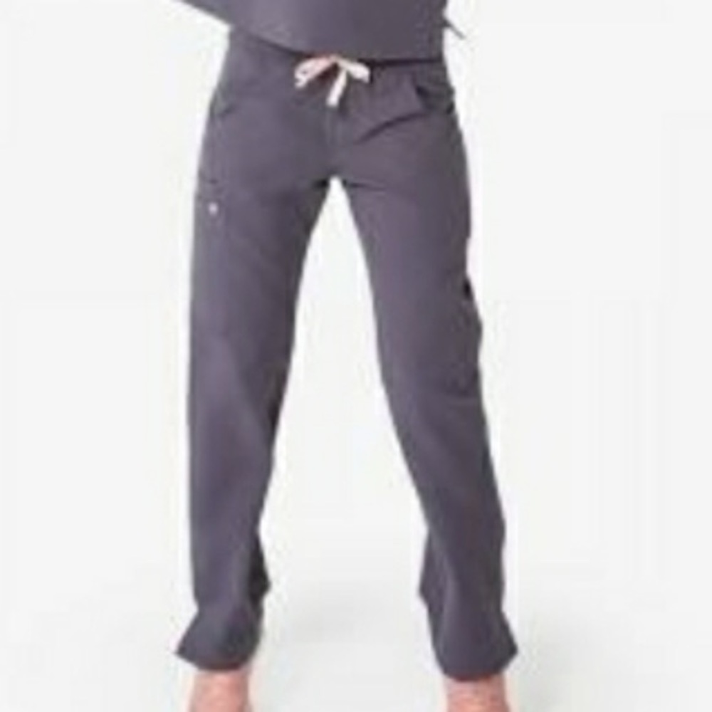 Figs Kade Scrub Pants in Charcoal size small